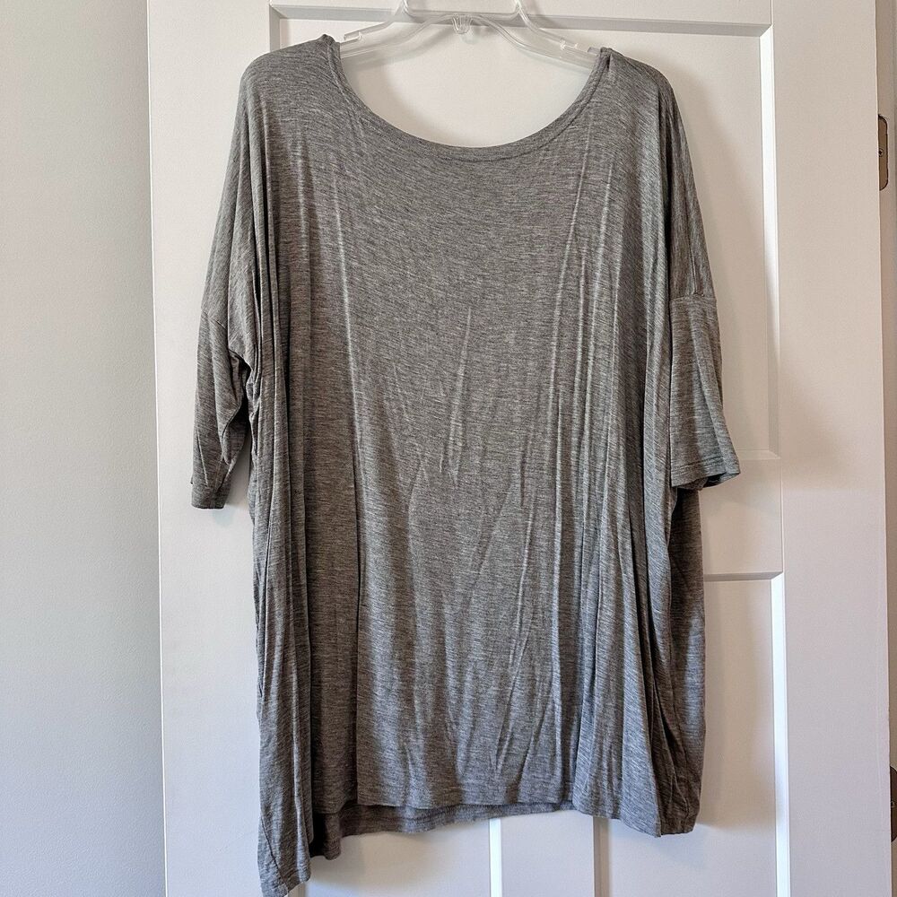 Piko 1988 Women's Scoop Neck Tunic Top Gray Size Large Lightweight Half Sleeve